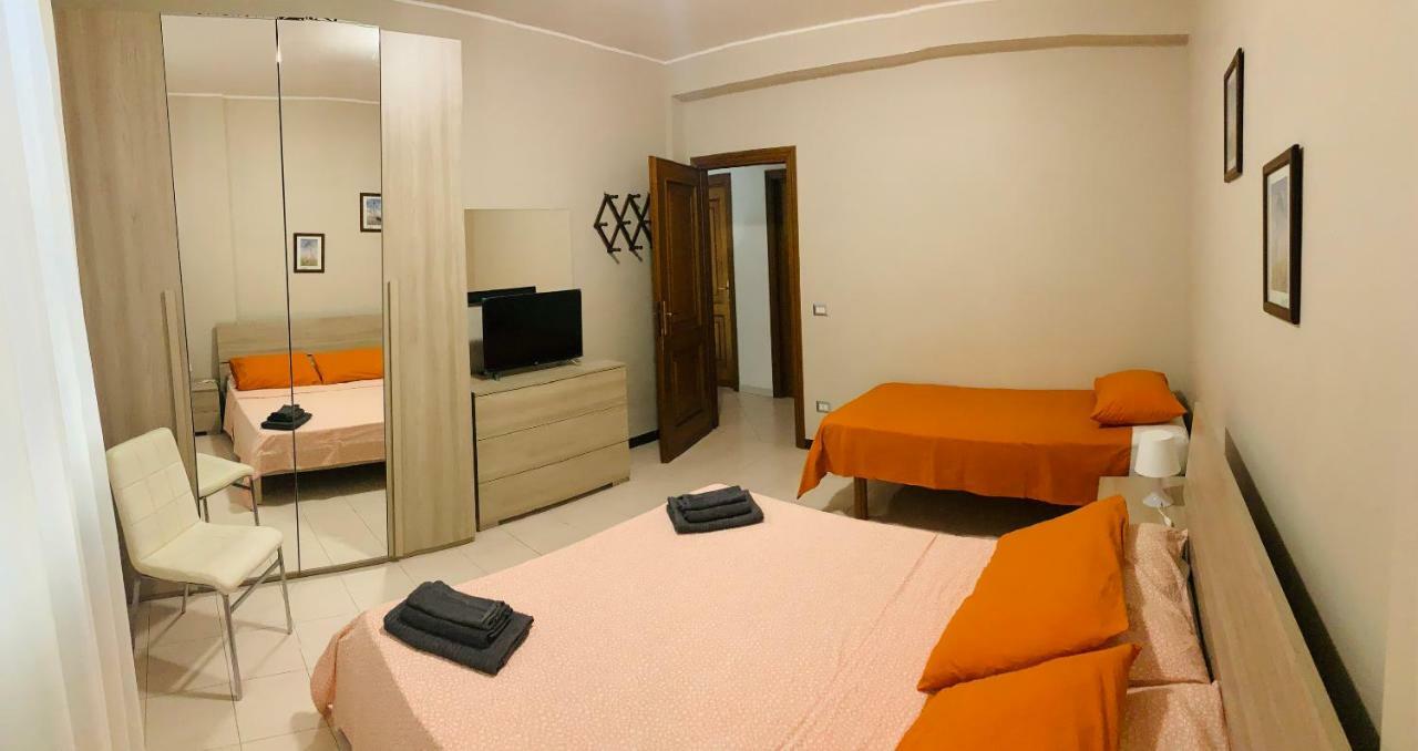 32 Hotell Ciampino Exteriör bild
